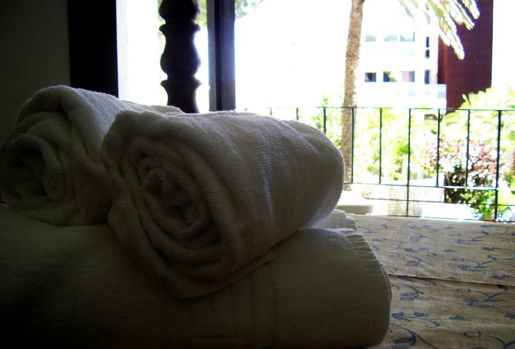 Zhimbad B&B By The Sea Cala Ratjada  Phòng bức ảnh